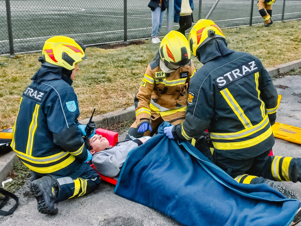 Ćwiczenia strażaków w Moszczenicy (18.02.)