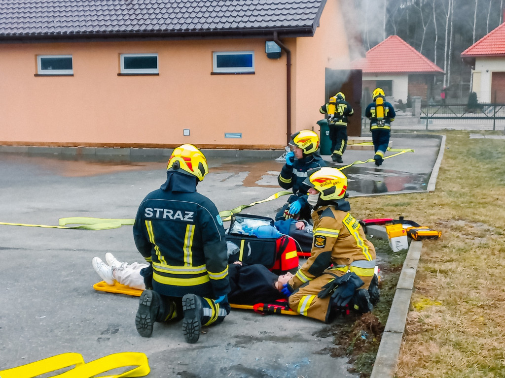 Ćwiczenia strażaków w Moszczenicy (18.02.)