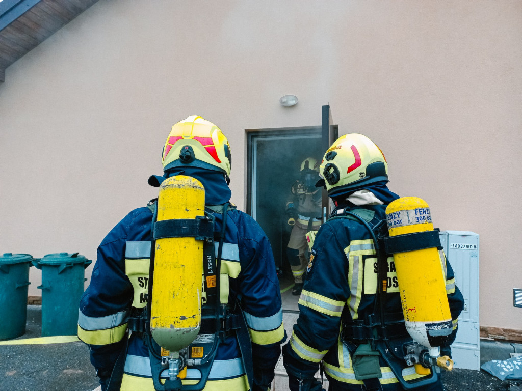 Ćwiczenia strażaków w Moszczenicy (18.02.)