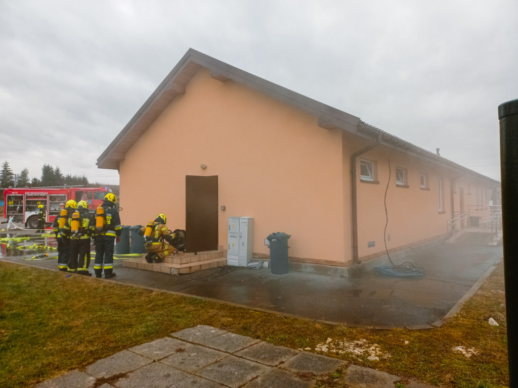 Ćwiczenia strażaków w Moszczenicy (18.02.)