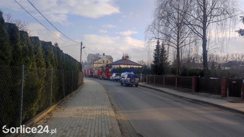 Pożar budynku przy ulicy Szpitalnej w Gorlicach
