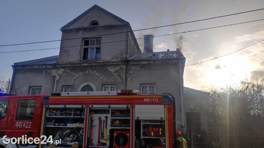 Pożar budynku przy ulicy Szpitalnej w Gorlicach