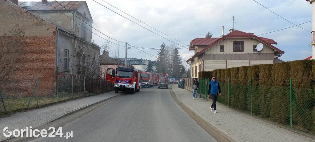 Pożar budynku przy ulicy Szpitalnej w Gorlicach