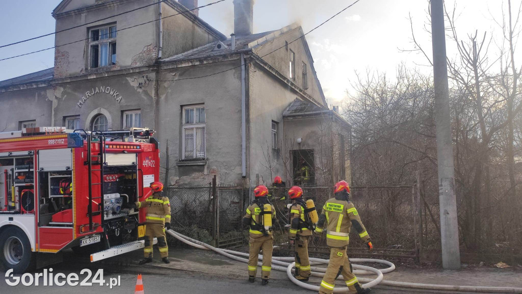 Pożar budynku przy ulicy Szpitalnej w Gorlicach