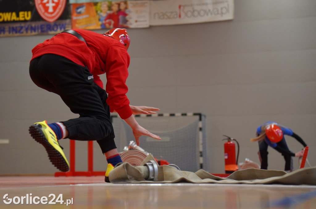 Halowe młodzieżowe zawody sportowo-pożarnicze 2023