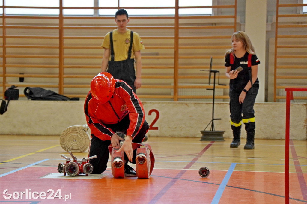 Halowe młodzieżowe zawody sportowo-pożarnicze 2023