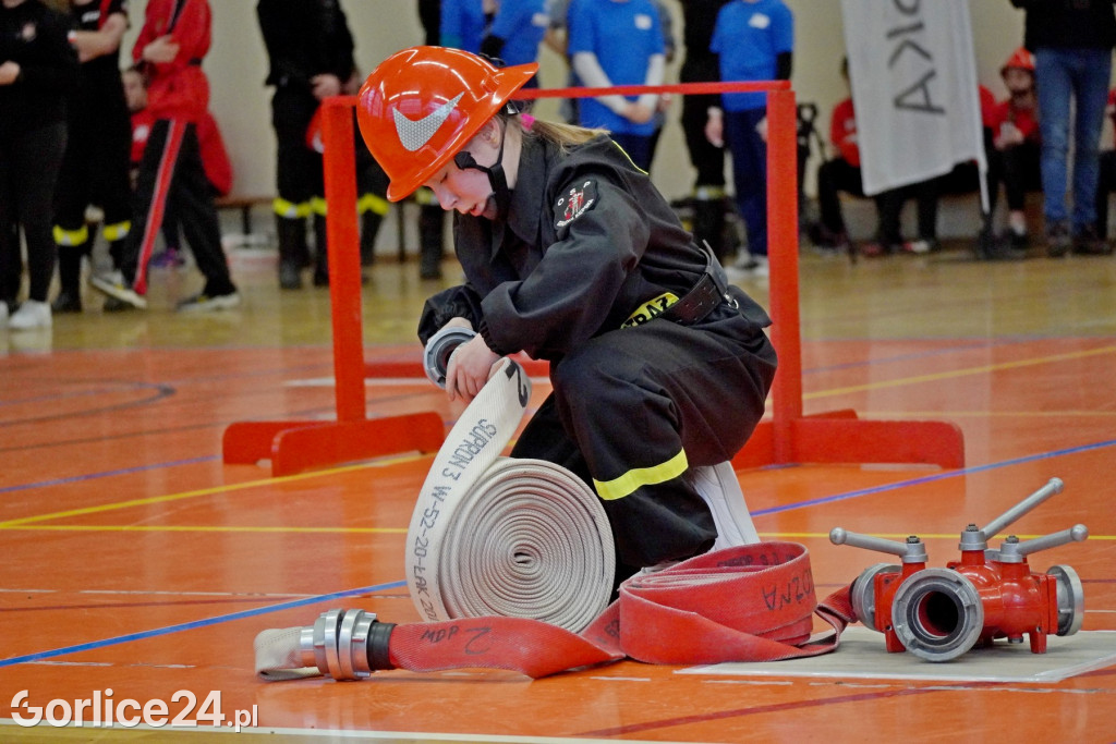Halowe młodzieżowe zawody sportowo-pożarnicze 2023