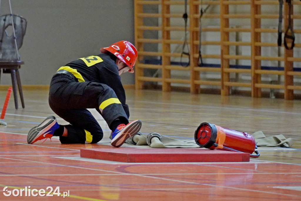 Halowe młodzieżowe zawody sportowo-pożarnicze 2023