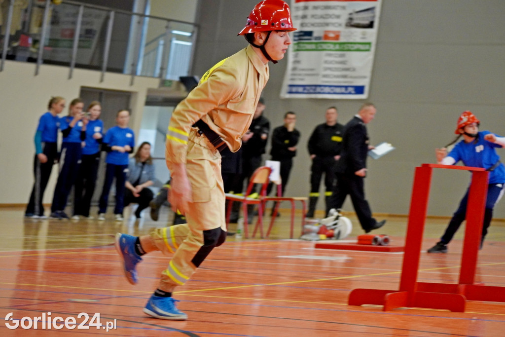Halowe młodzieżowe zawody sportowo-pożarnicze 2023