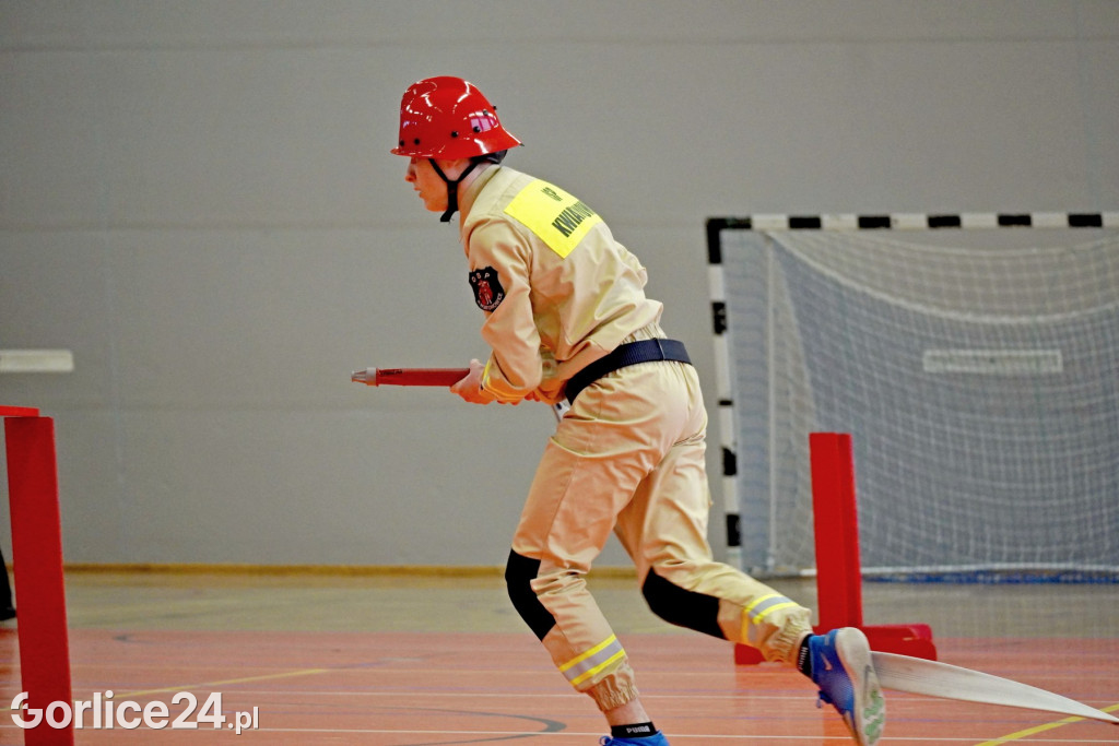 Halowe młodzieżowe zawody sportowo-pożarnicze 2023