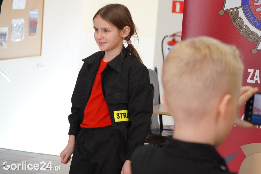 Halowe młodzieżowe zawody sportowo-pożarnicze 2023