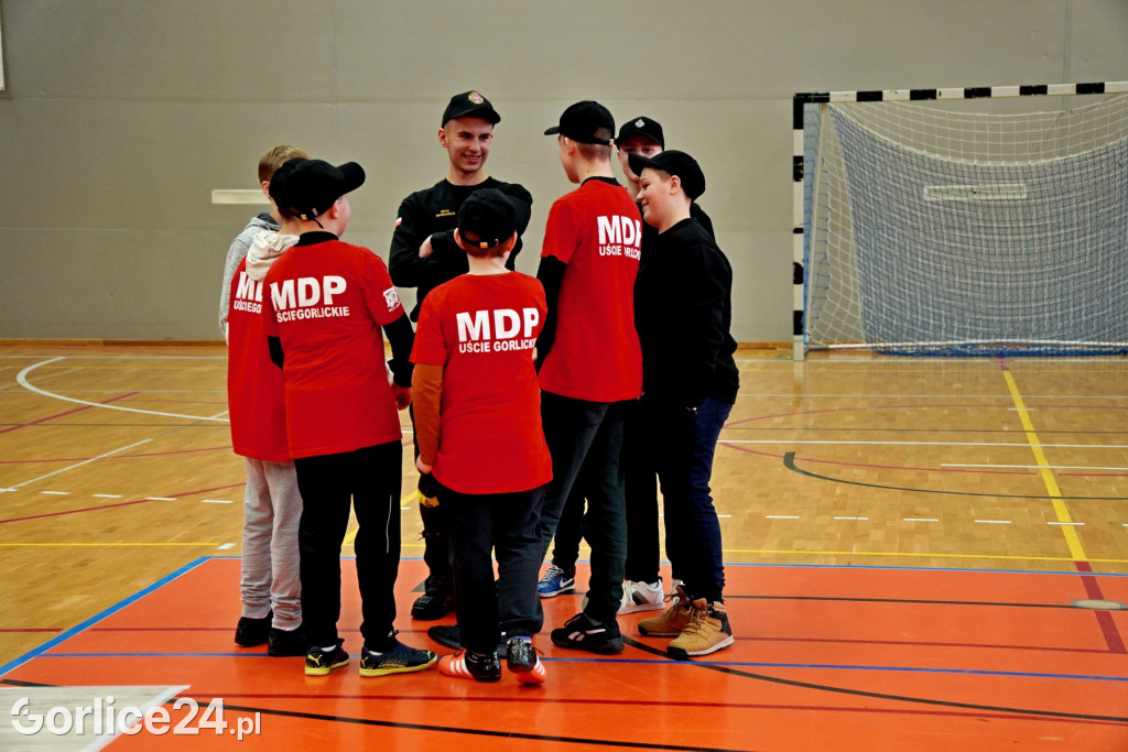 Halowe młodzieżowe zawody sportowo-pożarnicze 2023
