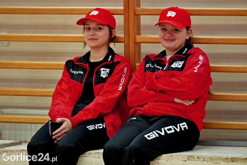 Halowe młodzieżowe zawody sportowo-pożarnicze 2023