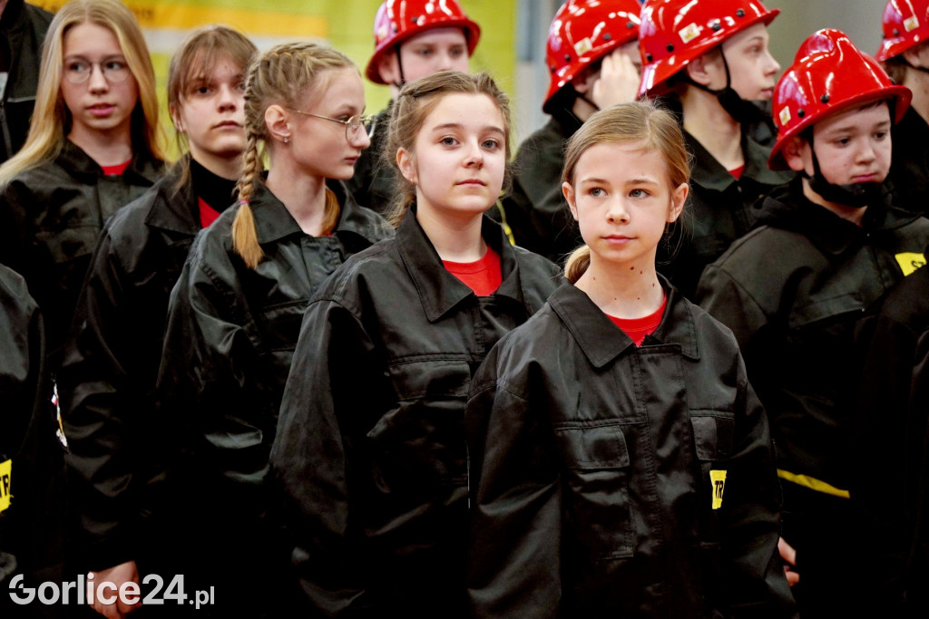 Halowe młodzieżowe zawody sportowo-pożarnicze 2023