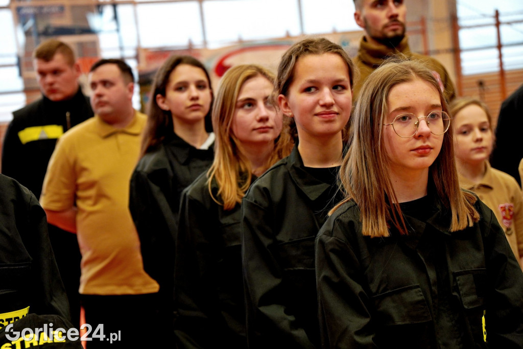 Halowe młodzieżowe zawody sportowo-pożarnicze 2023