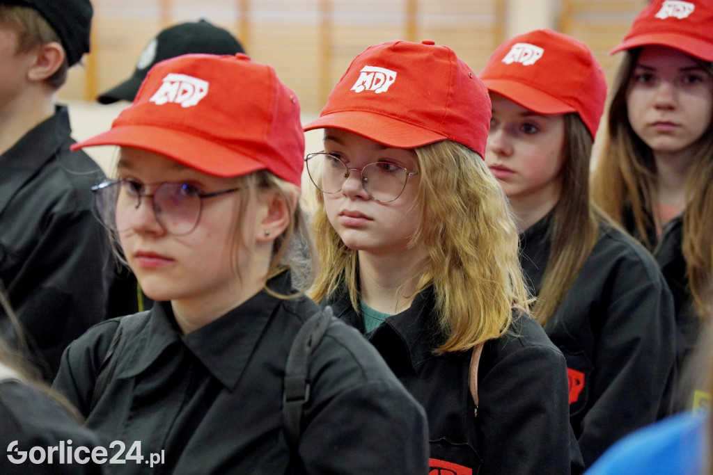 Halowe młodzieżowe zawody sportowo-pożarnicze 2023