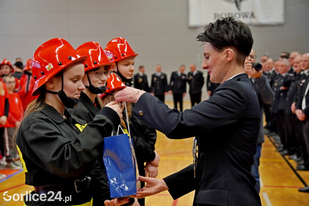 Halowe młodzieżowe zawody sportowo-pożarnicze 2023