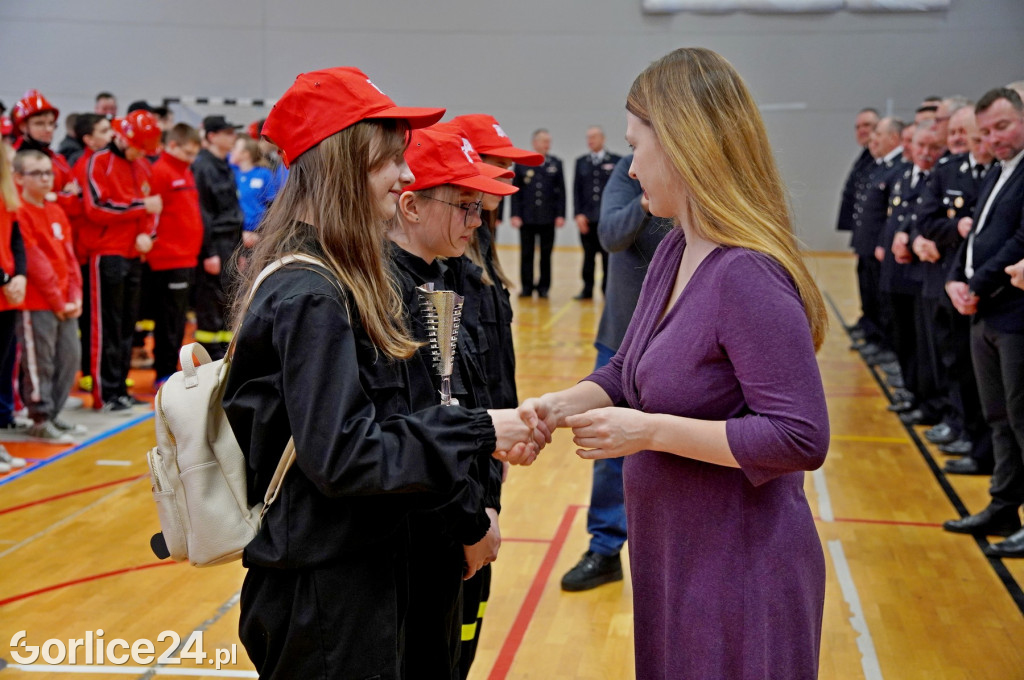 Halowe młodzieżowe zawody sportowo-pożarnicze 2023