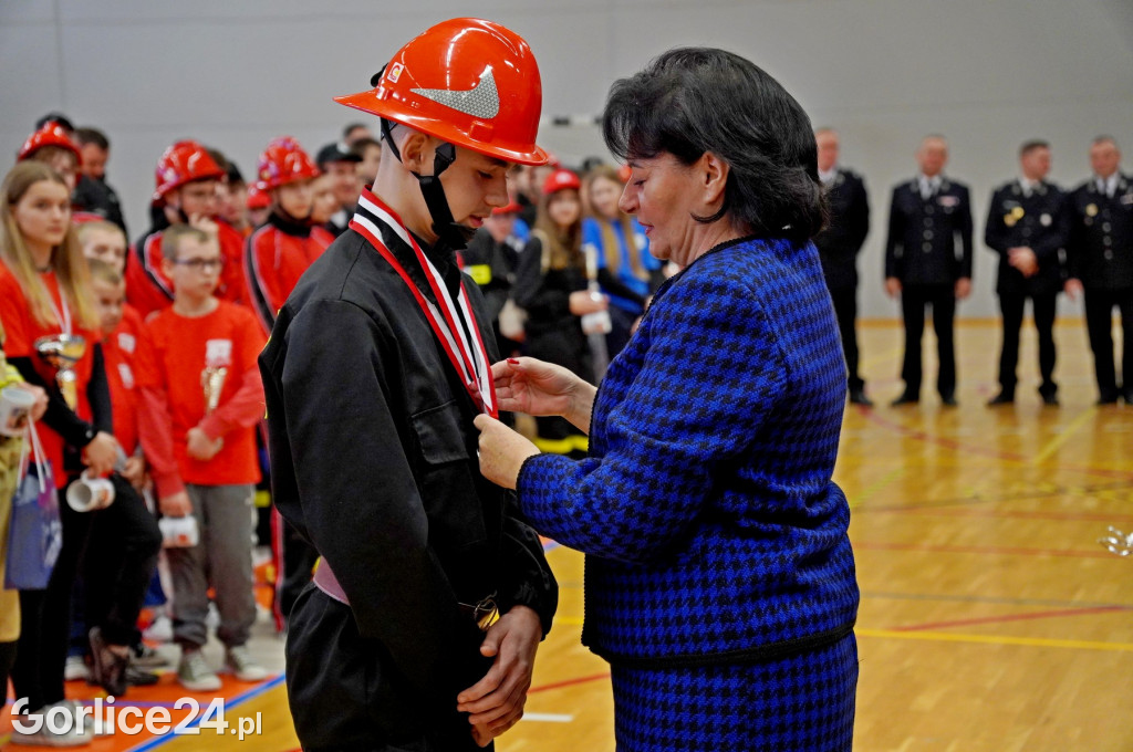 Halowe młodzieżowe zawody sportowo-pożarnicze 2023