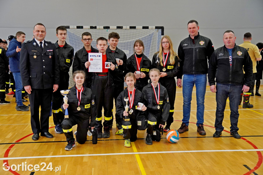 Halowe młodzieżowe zawody sportowo-pożarnicze 2023