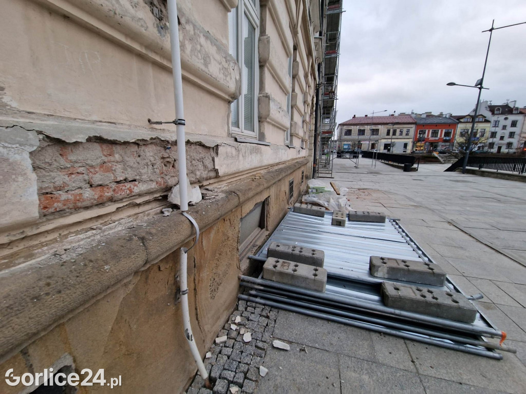 Pierwsze efekty remontu Ratusza (05.03.)