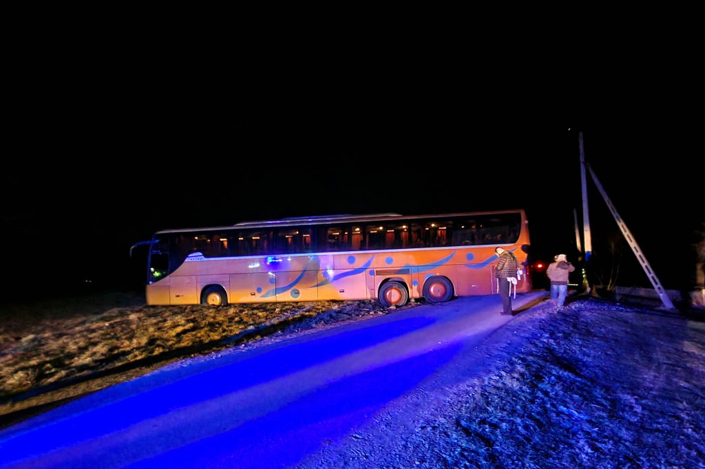 Gorlice. Zdarzenie drogowe z udziałem autokaru