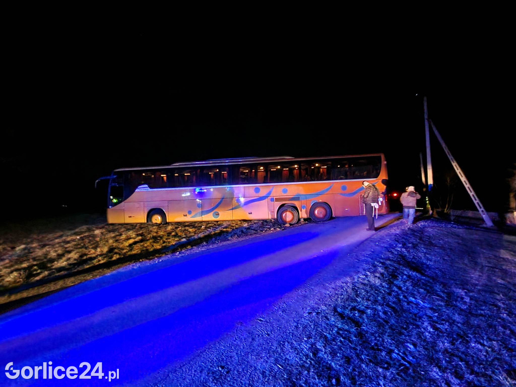 Gorlice. Zdarzenie drogowe z udziałem autokaru