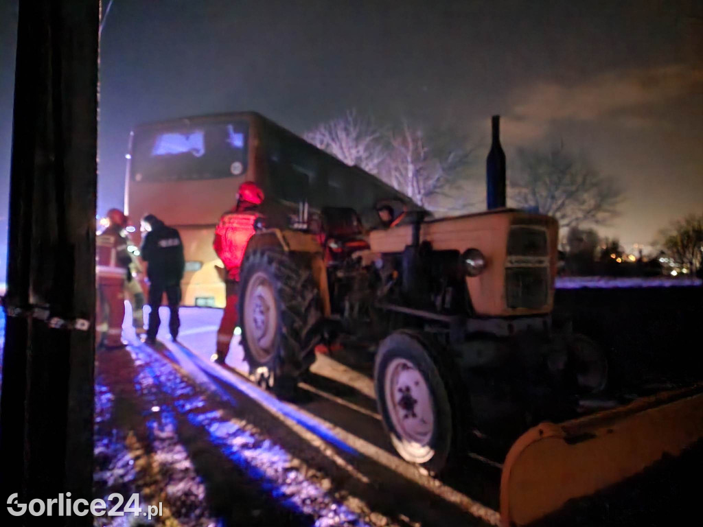 Gorlice. Zdarzenie drogowe z udziałem autokaru