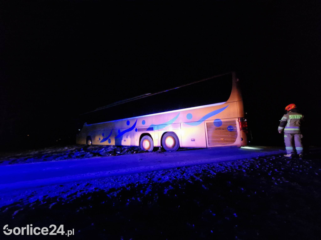 Gorlice. Zdarzenie drogowe z udziałem autokaru