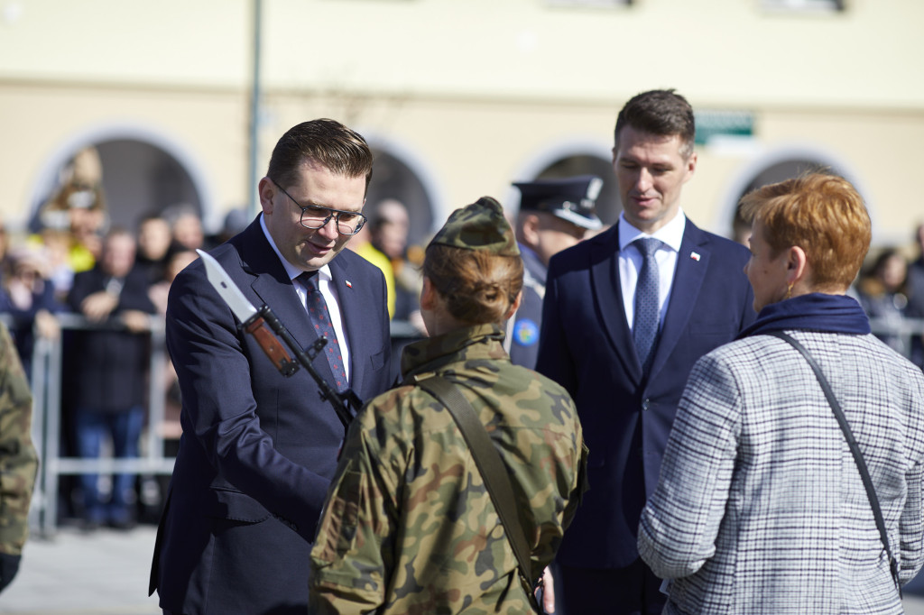 Pierwsze w Polsce Wojskowe Targi Służby i Pracy