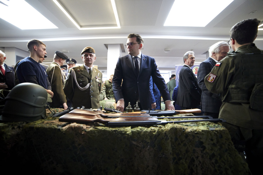 Pierwsze w Polsce Wojskowe Targi Służby i Pracy