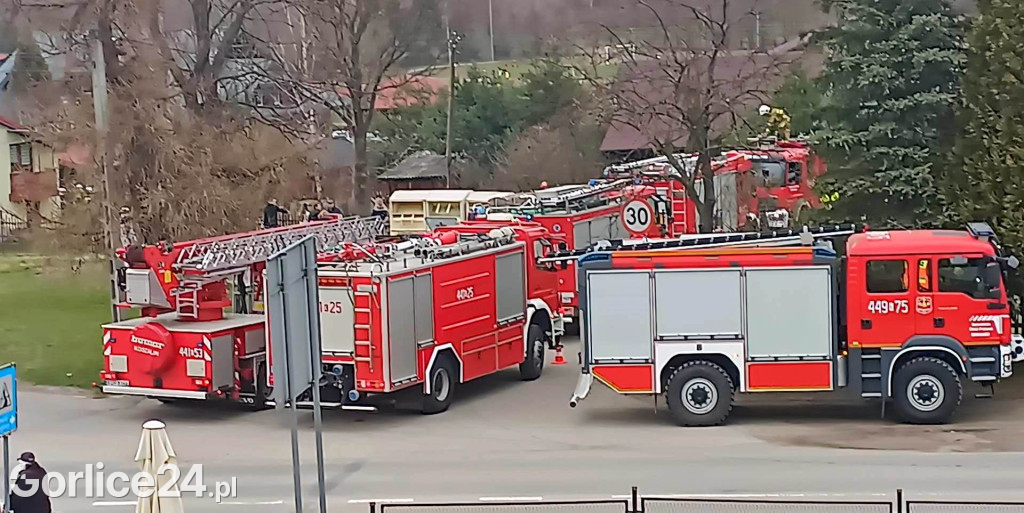 Pożar domu w centrum Uścia Gorlickiego (24.03.)