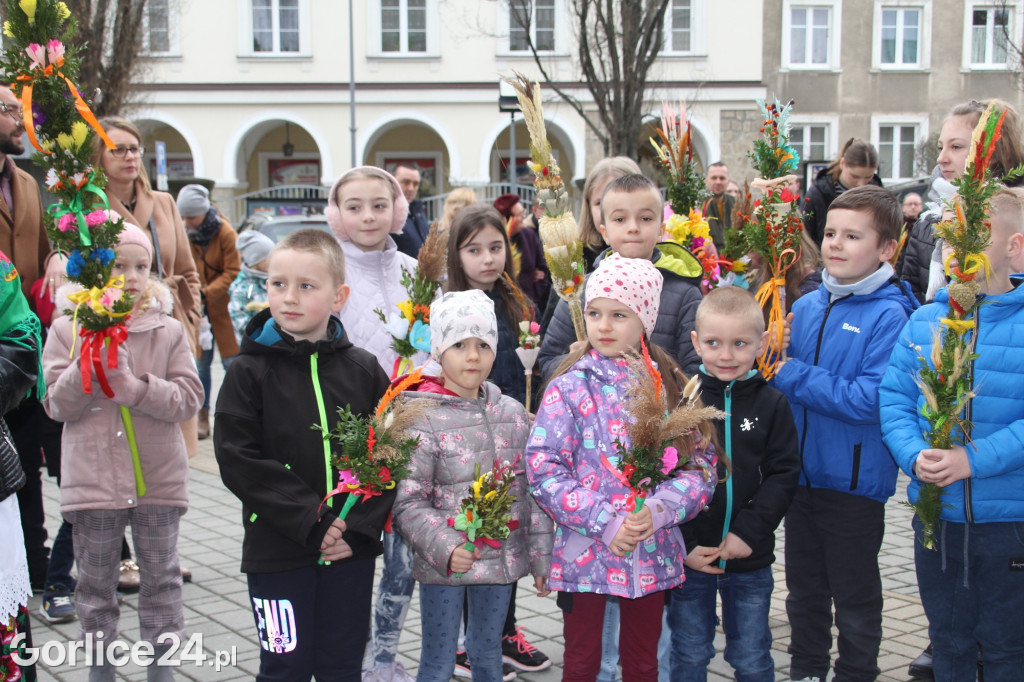 Poświecenie palm i rozstrzygnięcie konkursu w bazylice