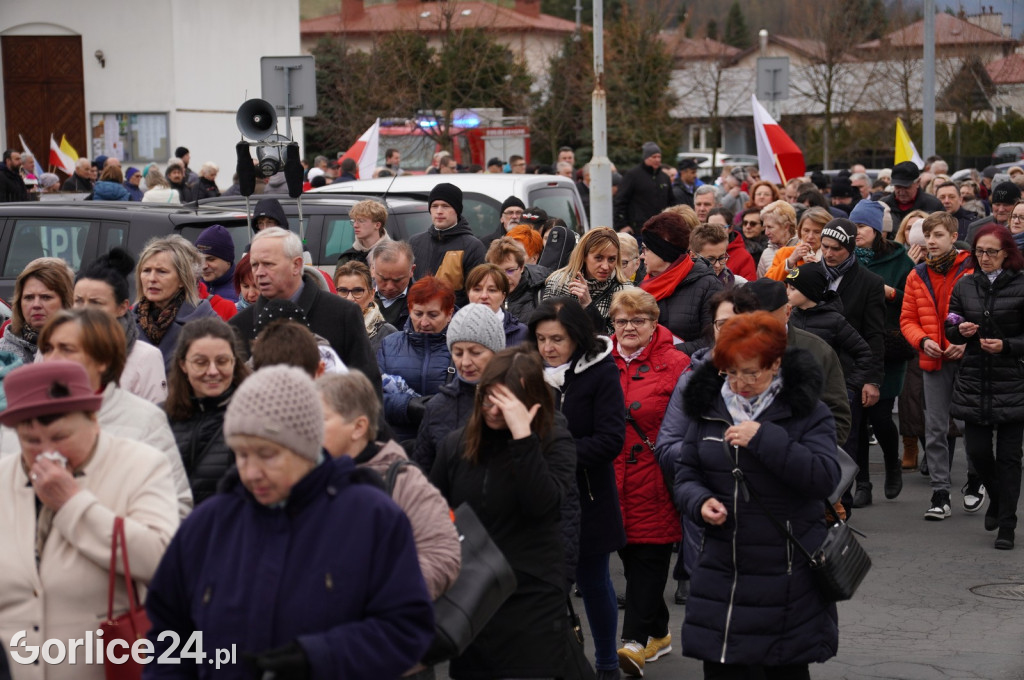 Gorlice. Marsz w obronie Jana Pawła II