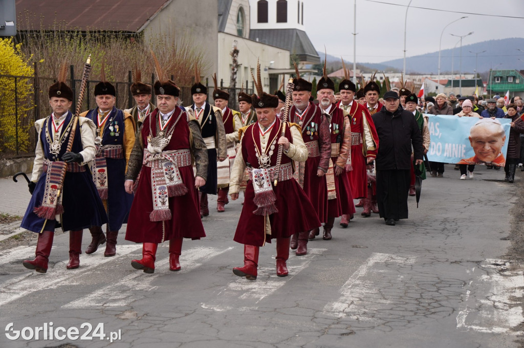 Gorlice. Marsz w obronie Jana Pawła II