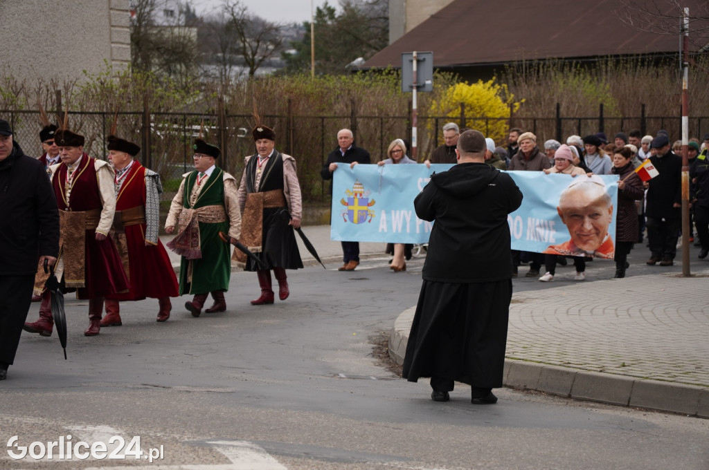 Gorlice. Marsz w obronie Jana Pawła II