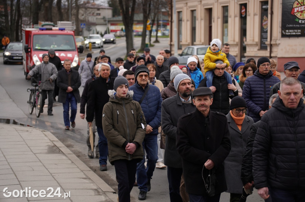 Gorlice. Marsz w obronie Jana Pawła II