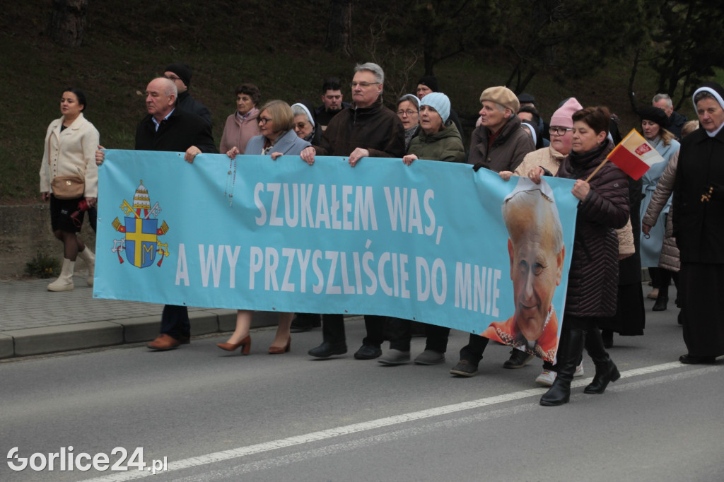 Gorlice. Marsz w obronie Jana Pawła II
