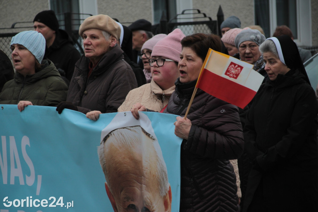 Gorlice. Marsz w obronie Jana Pawła II