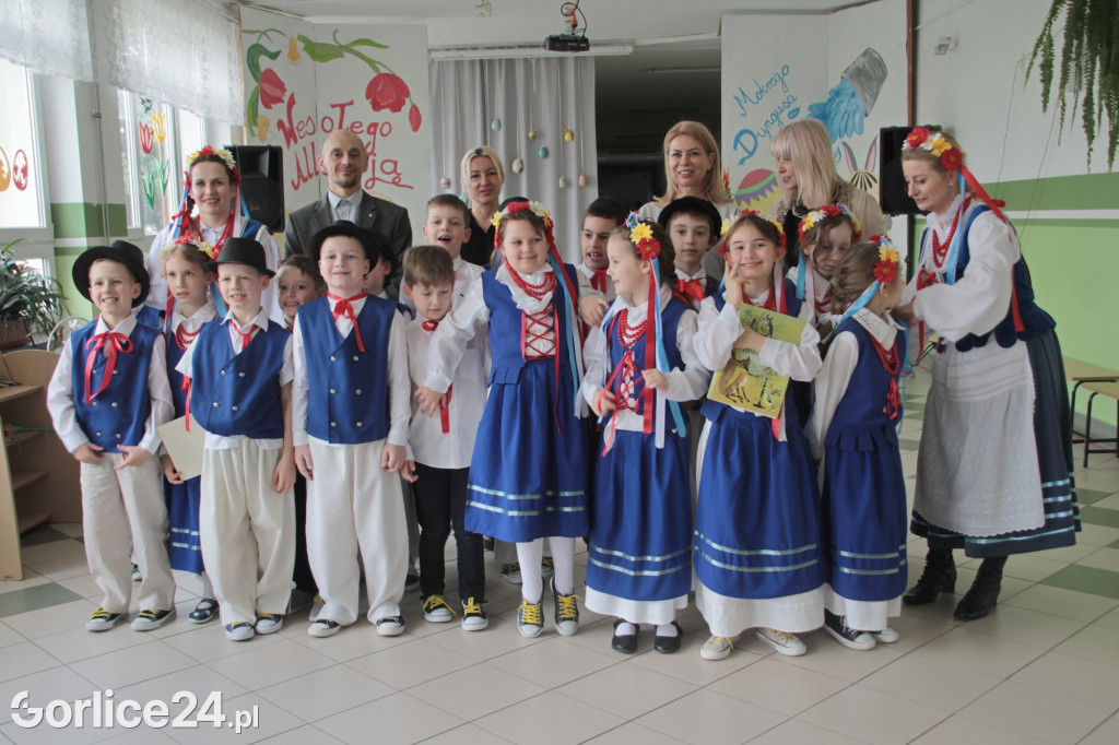 Przedstawienie wielkanocne w MZS nr 5 w Gorlicach