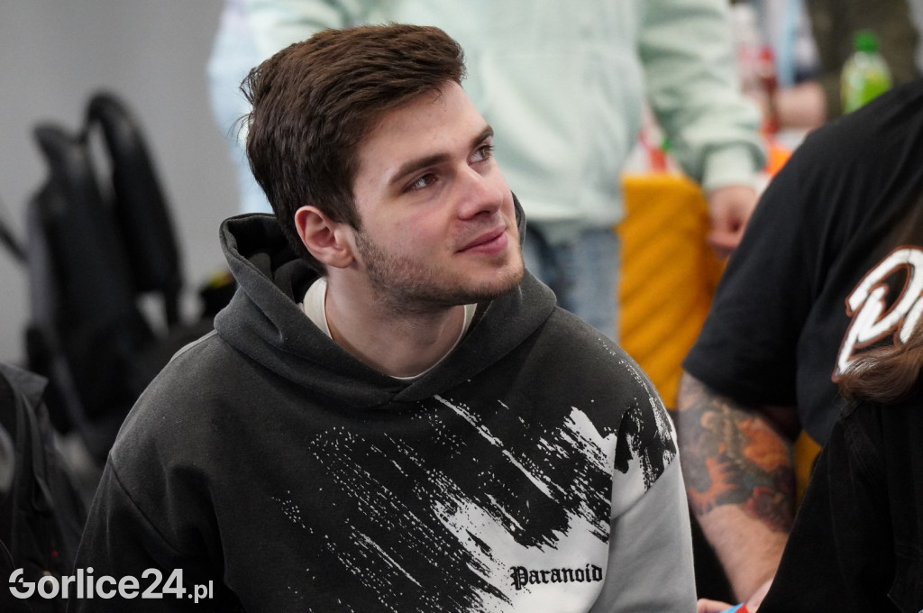 Kostka Rubika. Mistrzowski Turniej w Speedcubingu