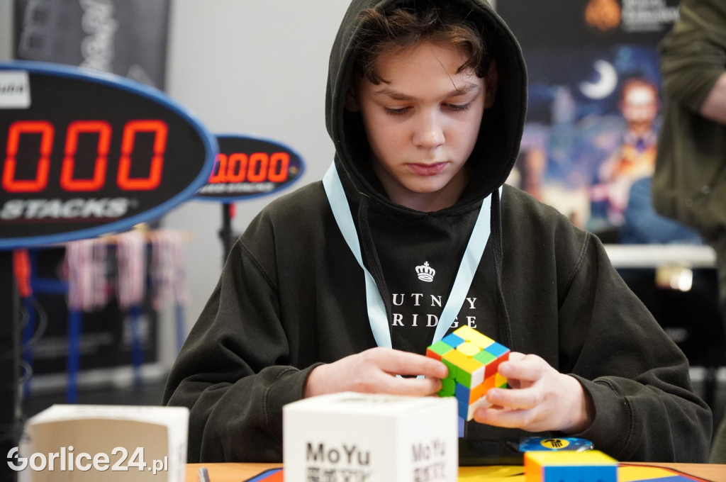 Kostka Rubika. Mistrzowski Turniej w Speedcubingu