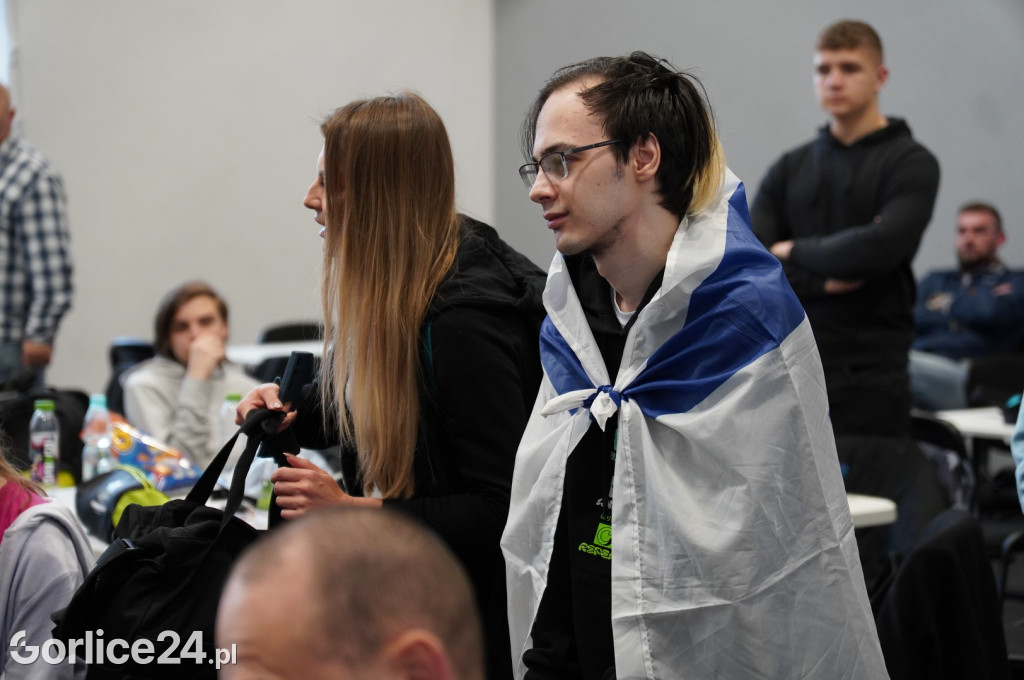 Kostka Rubika. Mistrzowski Turniej w Speedcubingu