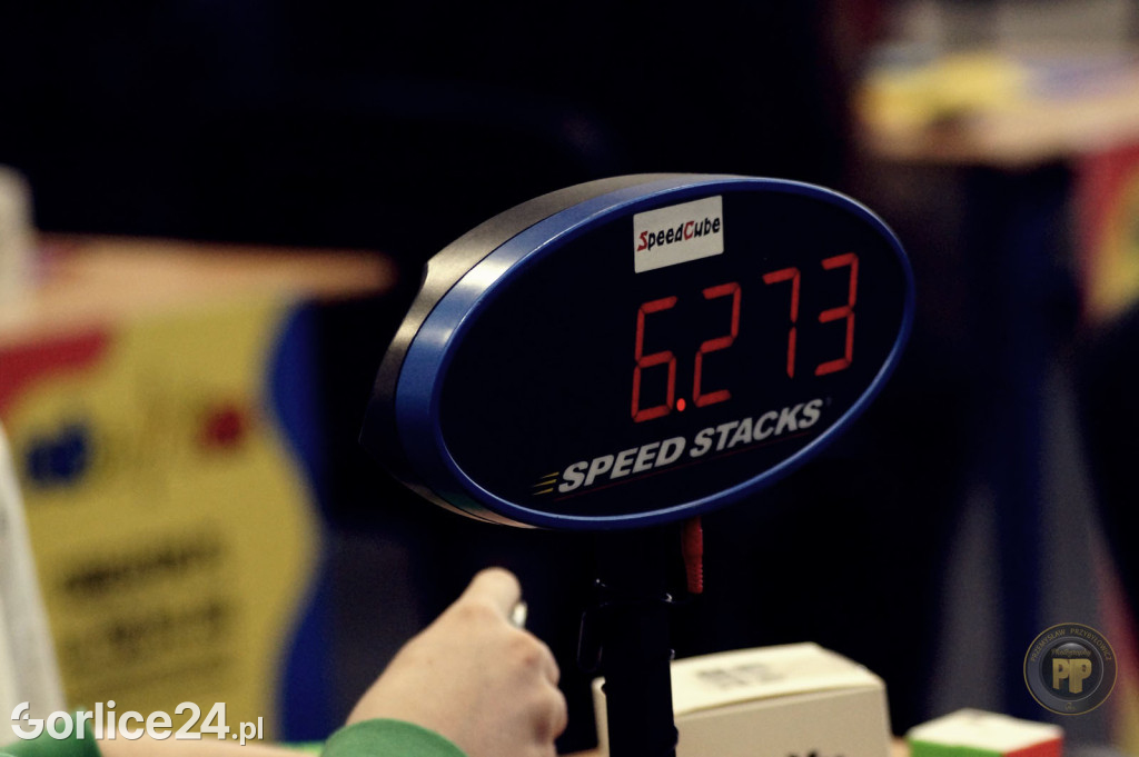 Kostka Rubika. Mistrzowski Turniej w Speedcubingu