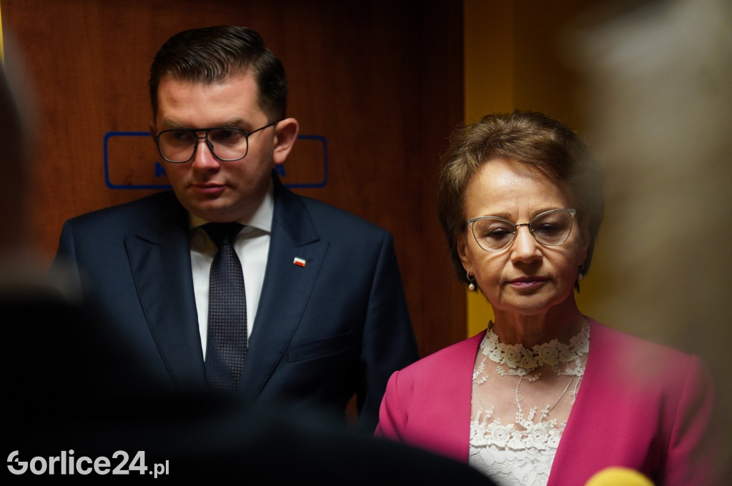 Gorlice. Wojewoda na starcie kwalifikacji wojskowej.