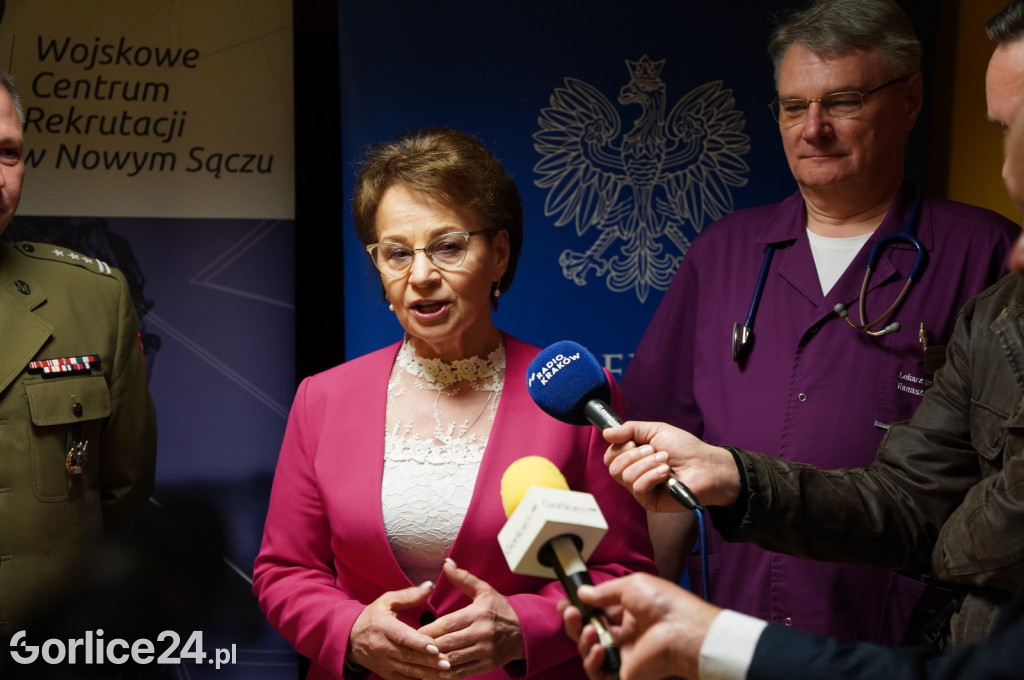 Gorlice. Wojewoda na starcie kwalifikacji wojskowej.