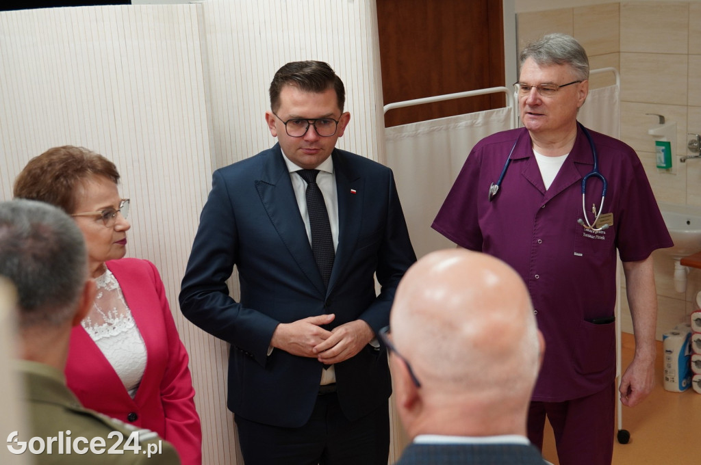Gorlice. Wojewoda na starcie kwalifikacji wojskowej.