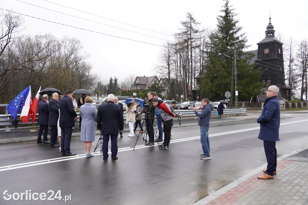 Oficjalne otwarcie mostu w Wysowej-Zdroju (17.04.)