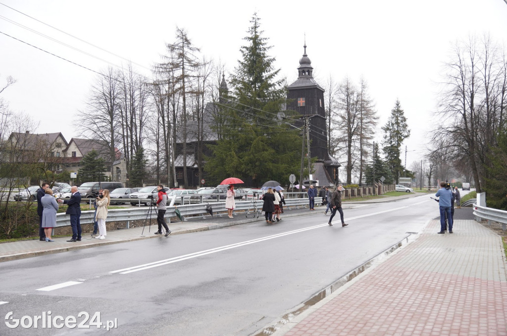 Oficjalne otwarcie mostu w Wysowej-Zdroju (17.04.)