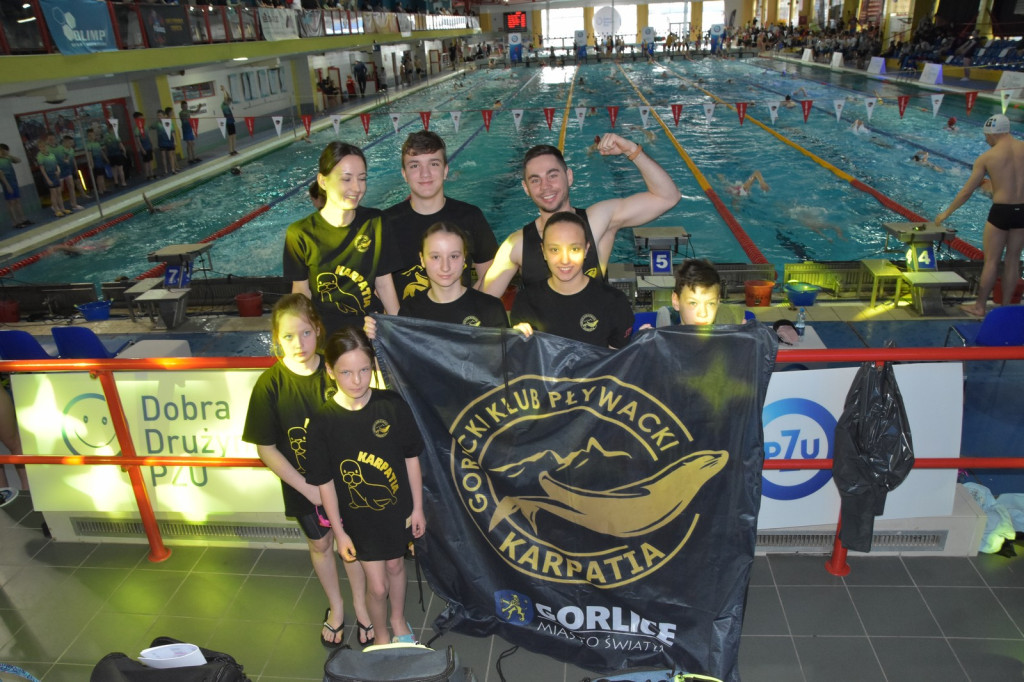 GKP Karpatia na Feniks Pool Party